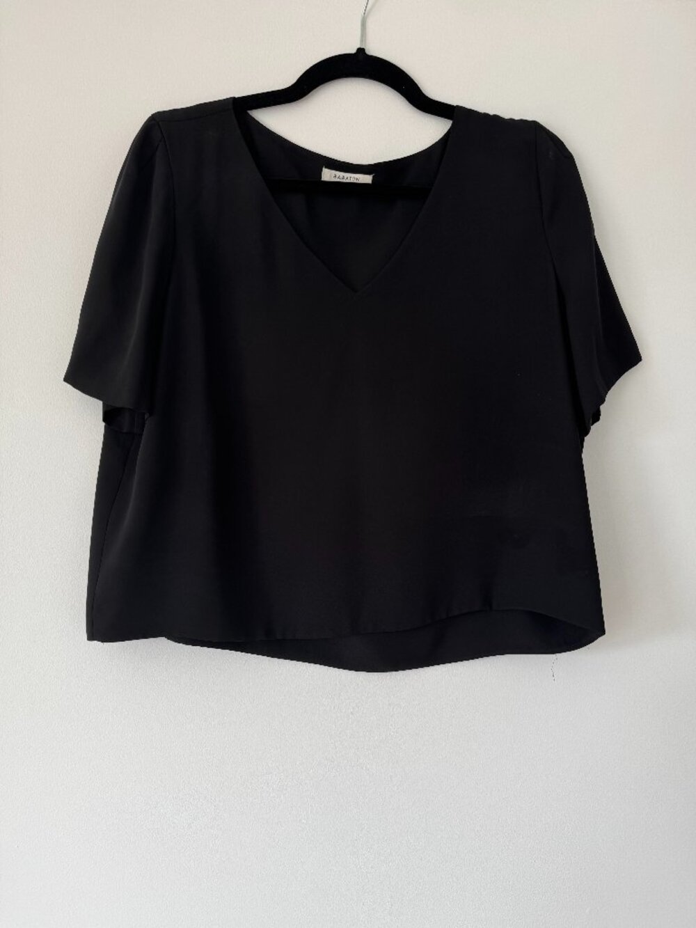 Babaton Boxy Short-Sleeved T-Shirt